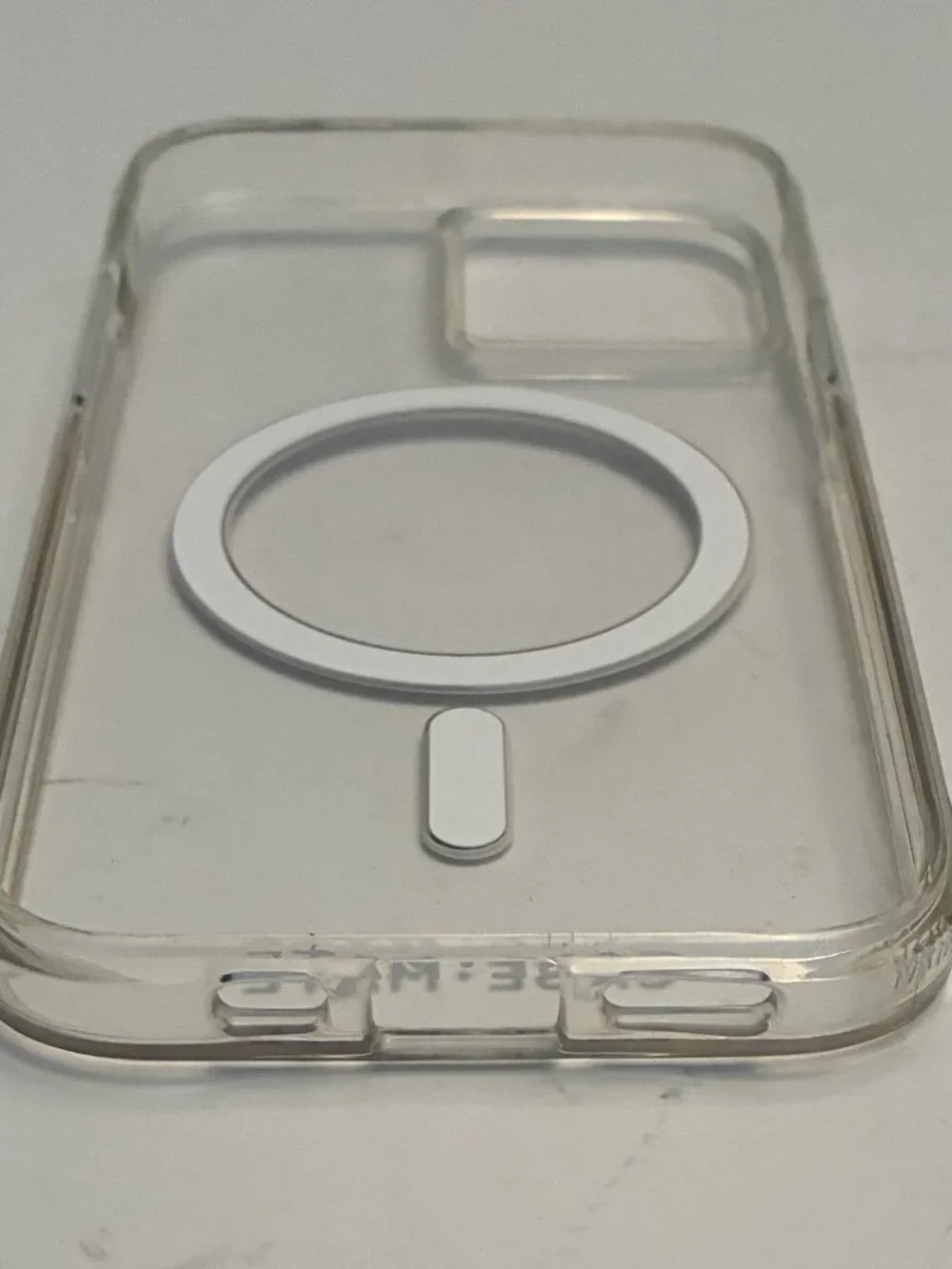 Case-Mate Tough Clear MagSafe Case for Apple iPhone 15/14/13